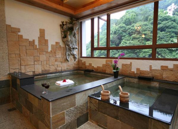 Chief Villa Hot Spring Resort Ren'ai Eksteriør billede